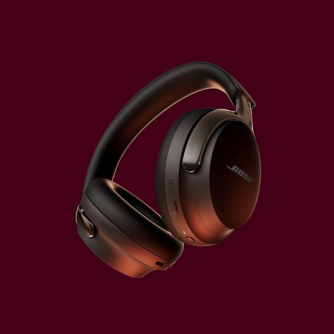 Bose QuietComfort Ultra 2nd gen black headphones with spatial audio and up to 30 hours battery life