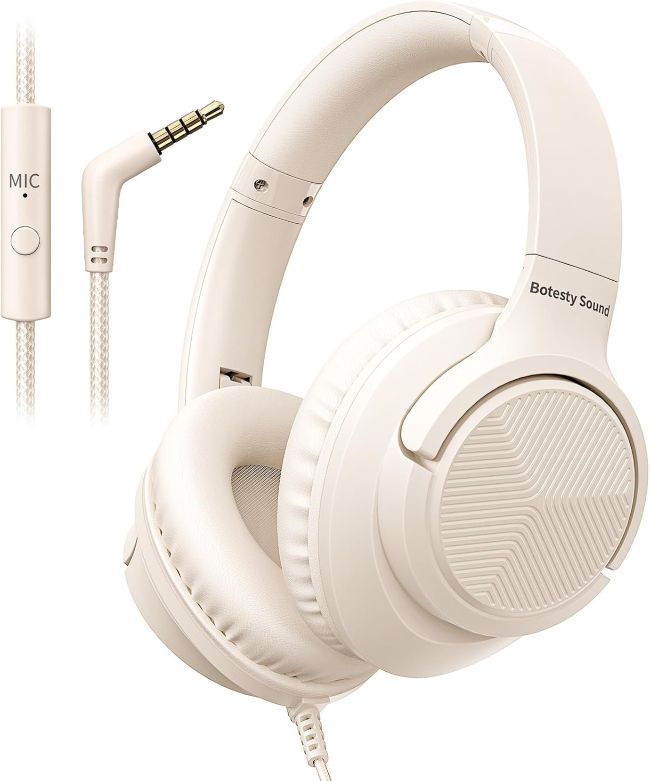 Botesty over-ear headphones with 4.9-foot tangle-free nylon cord in New York