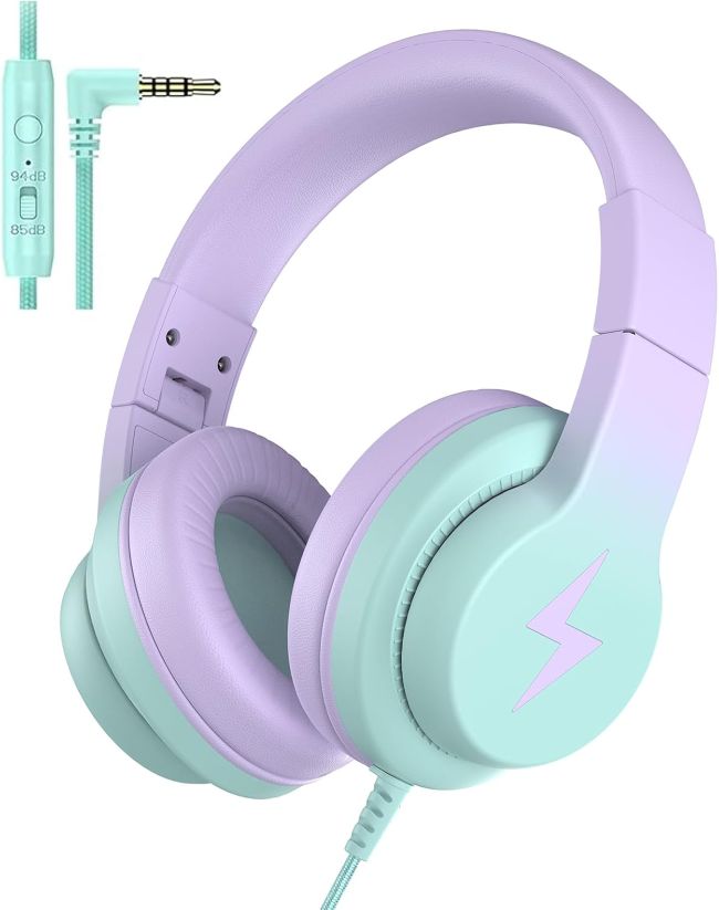 Candy Bila kids headphones for boys and girls at school in Florida